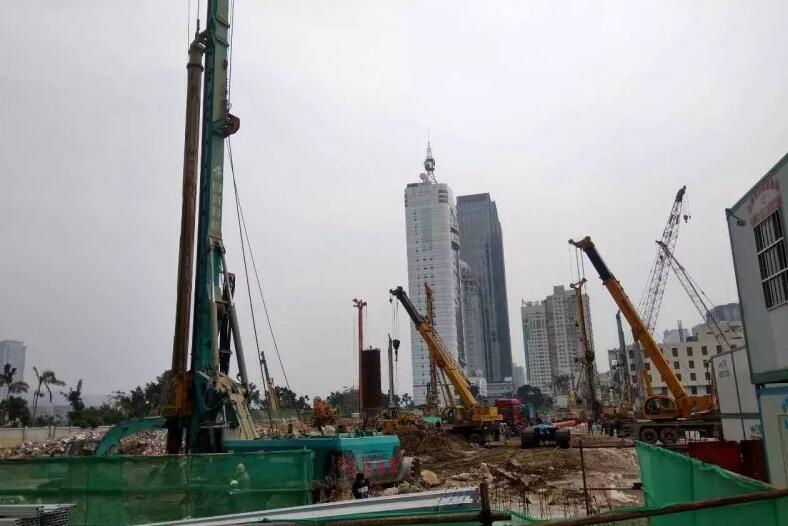 見(jiàn)證奇跡的時(shí)刻，山河智能旋挖刷新國(guó)內(nèi)旋挖入巖紀(jì)錄