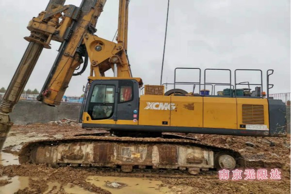 高溫、高濕環(huán)境中對旋挖樁機采取的防護措施.jpg