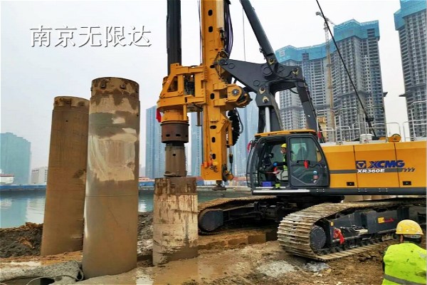 一臺(tái)旋挖機(jī)價(jià)格在多少，租機(jī)一定要看這三點(diǎn)！.jpg